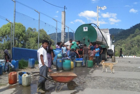 El Hato Water Truck